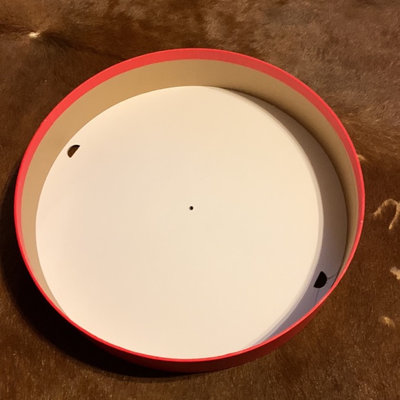 Victoria’s Secret slipper bin display - Picture 15 of 15